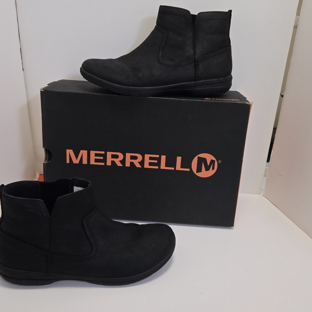 Merrell Women's Classic Black Suede Boots For Everyday, Rain And Snow